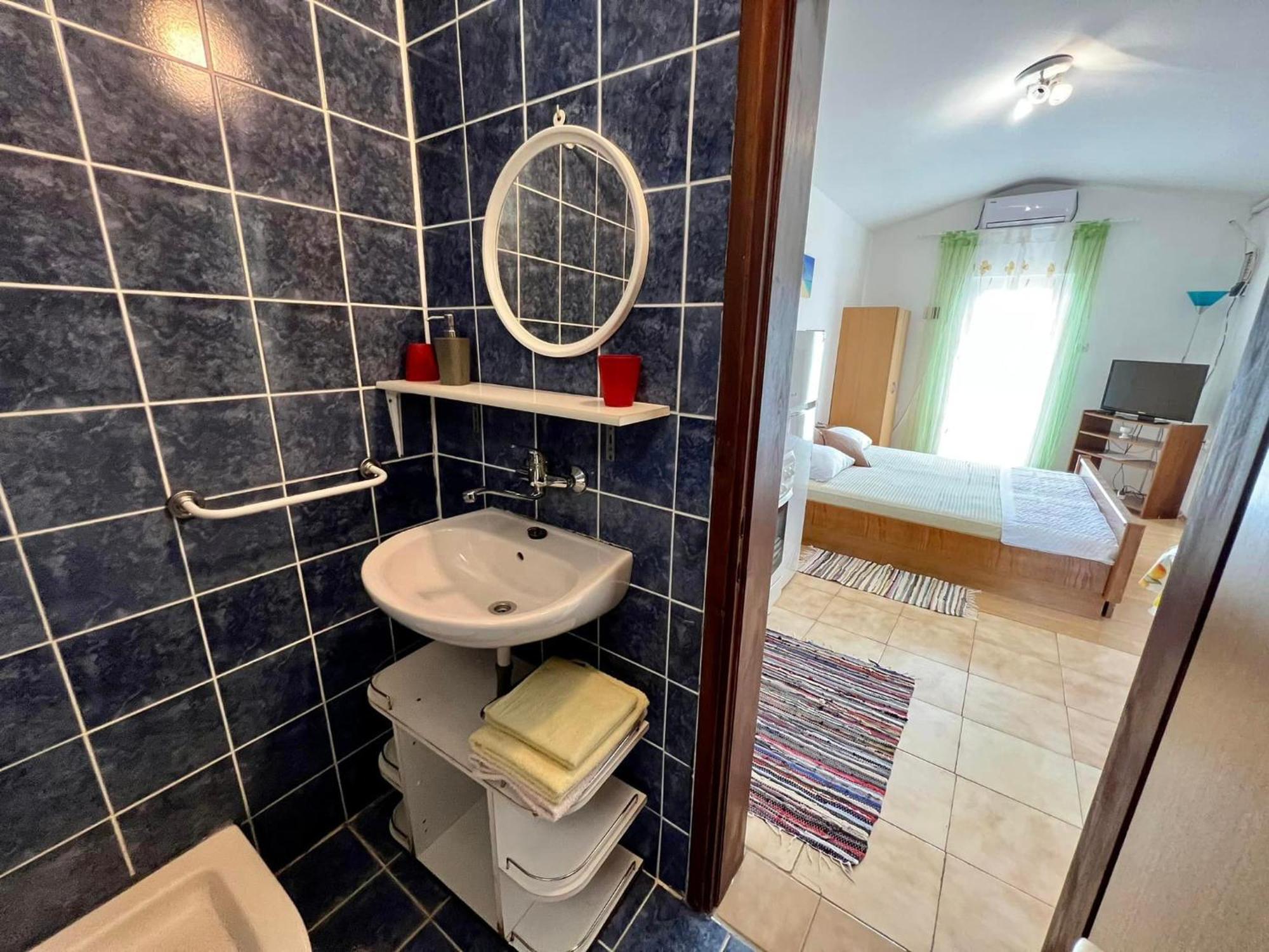 Apartmani Lidija Karin Donji Donji Karin Екстер'єр фото