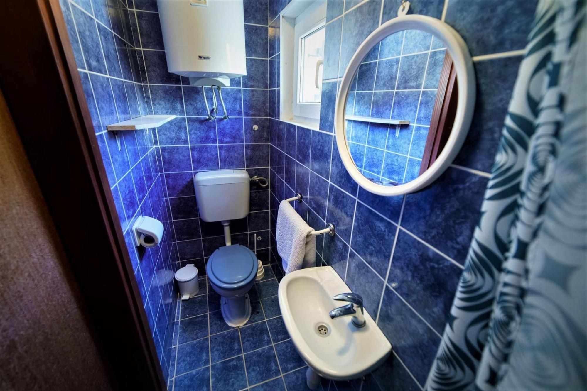 Apartmani Lidija Karin Donji Donji Karin Екстер'єр фото