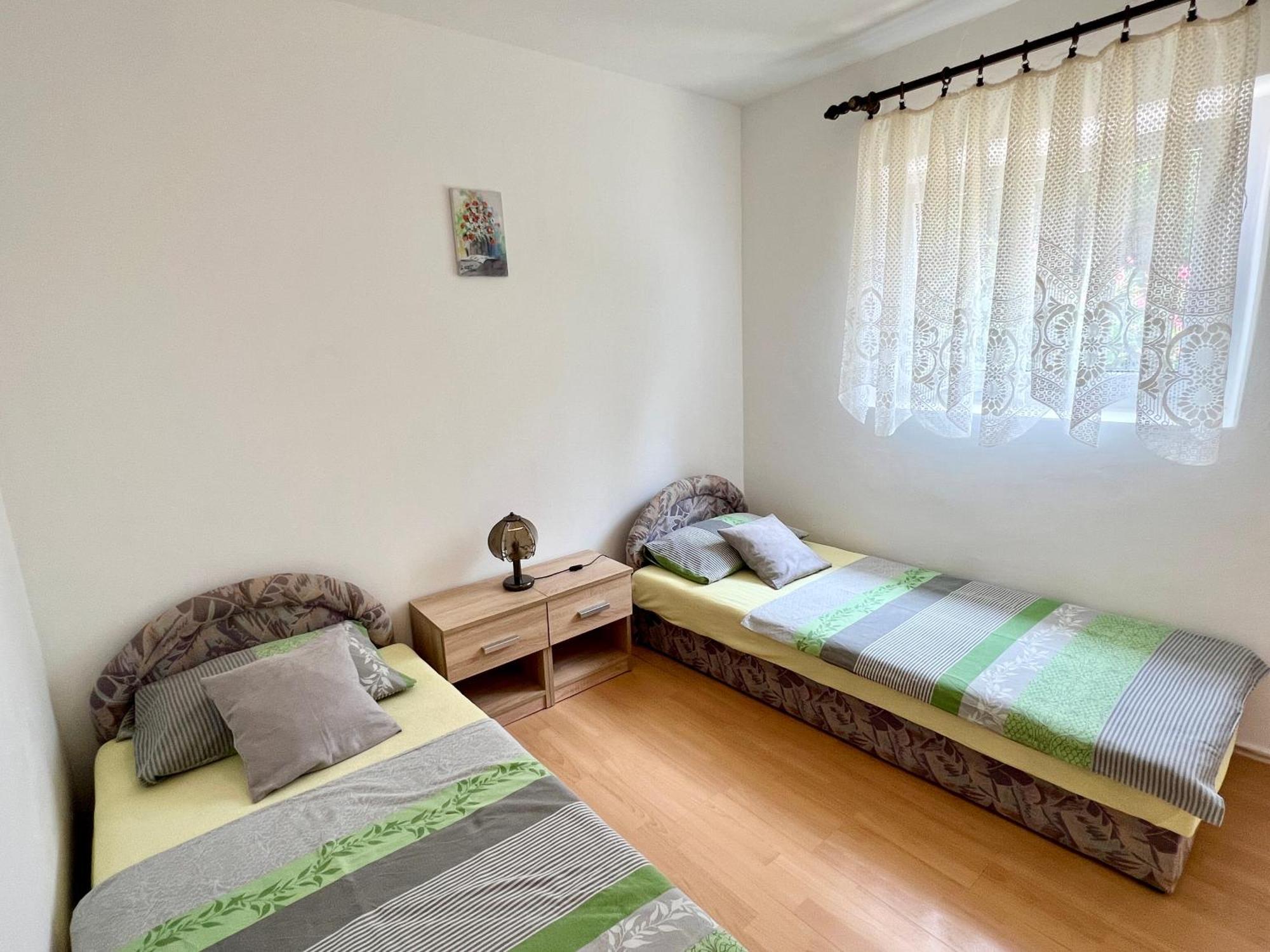 Apartmani Lidija Karin Donji Donji Karin Екстер'єр фото